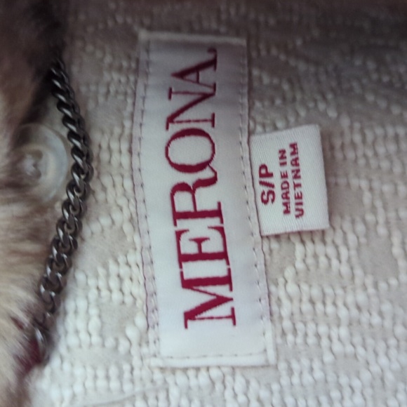 Merona Ladies Winter Jacket w/ Faux Fur - Picture 3 of 12